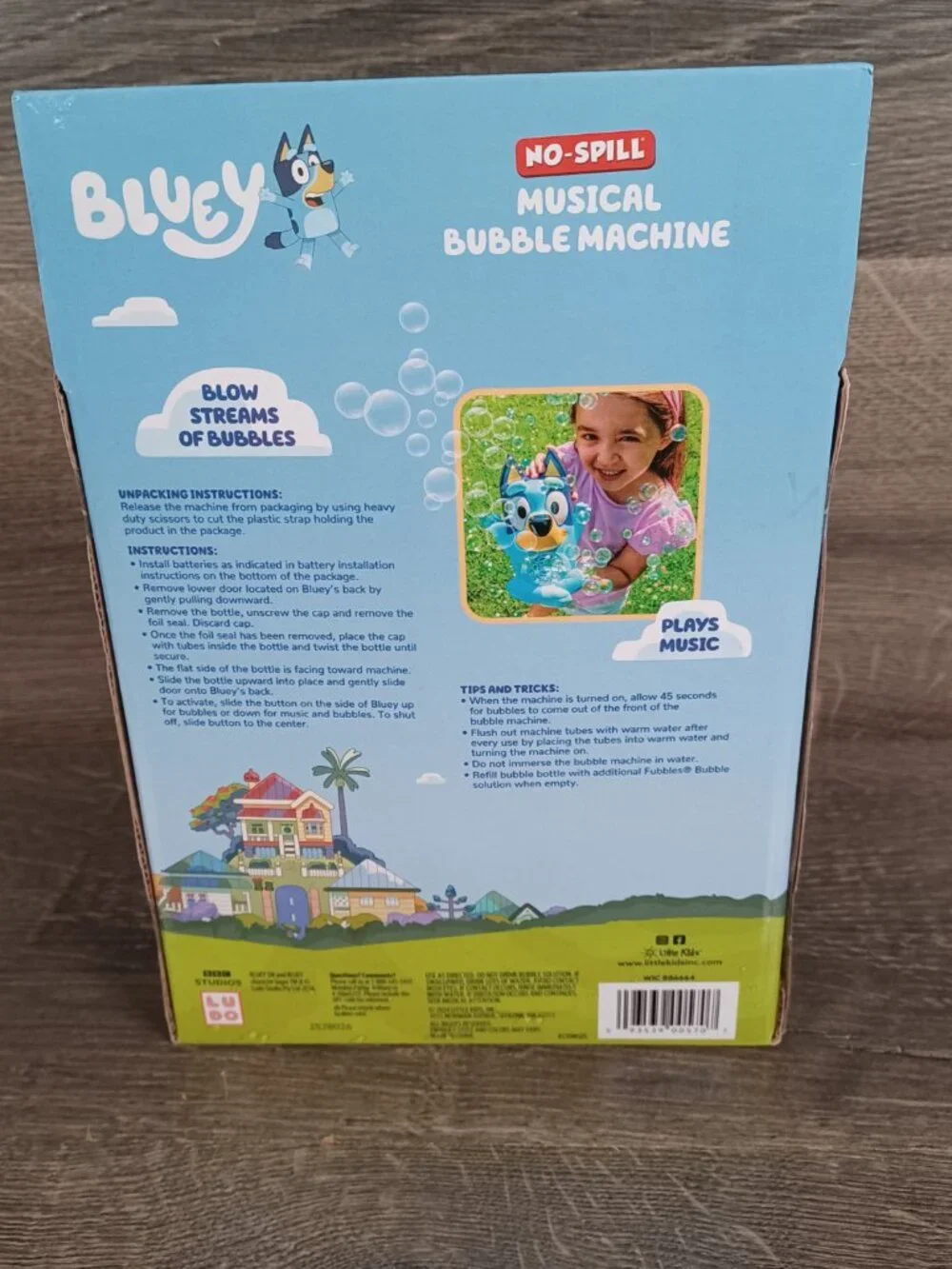 New In Box Bluey No Spill Musical Bubble Machine Plays Music Children's Toy